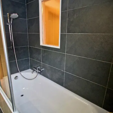 Sous Les Combles - La Biolle -