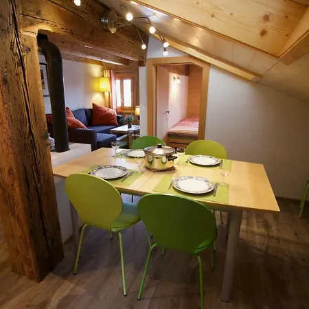 Sous Les Combles - La Biolle - Lägenhet Vercorin