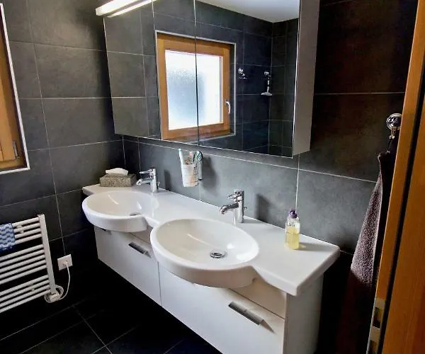 Sous Les Combles - La Biolle - * Vercorin