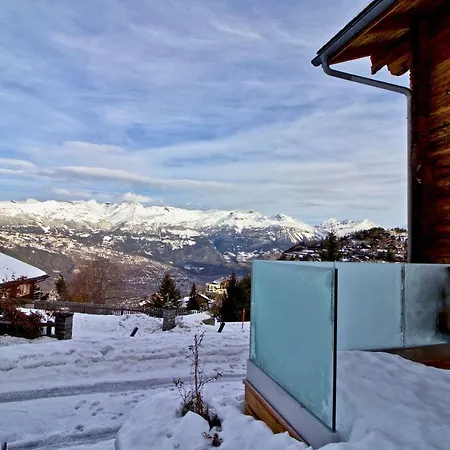 Sous Les Combles - La Biolle -