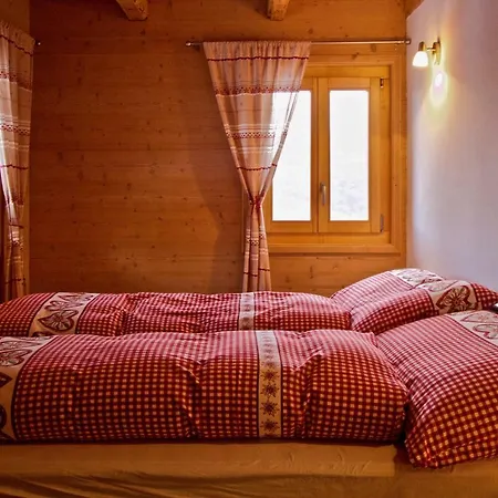 Sous Les Combles - La Biolle - * 베르콜린