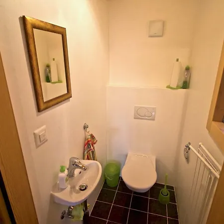 Sous Les Combles - La Biolle - Apartment